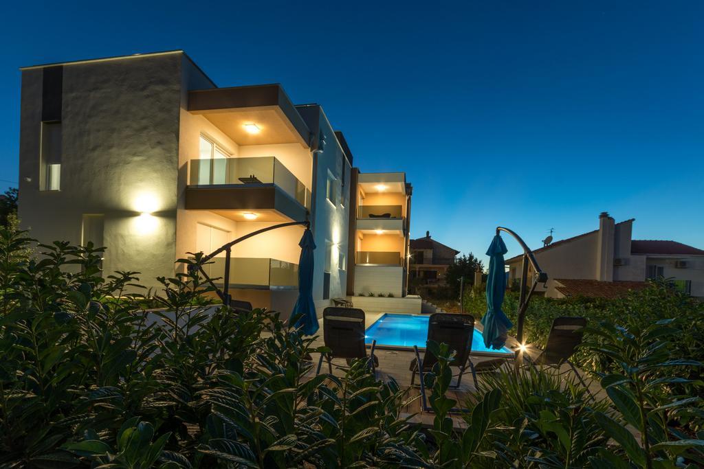 Villa Piramida تروغير المظهر الخارجي الصورة